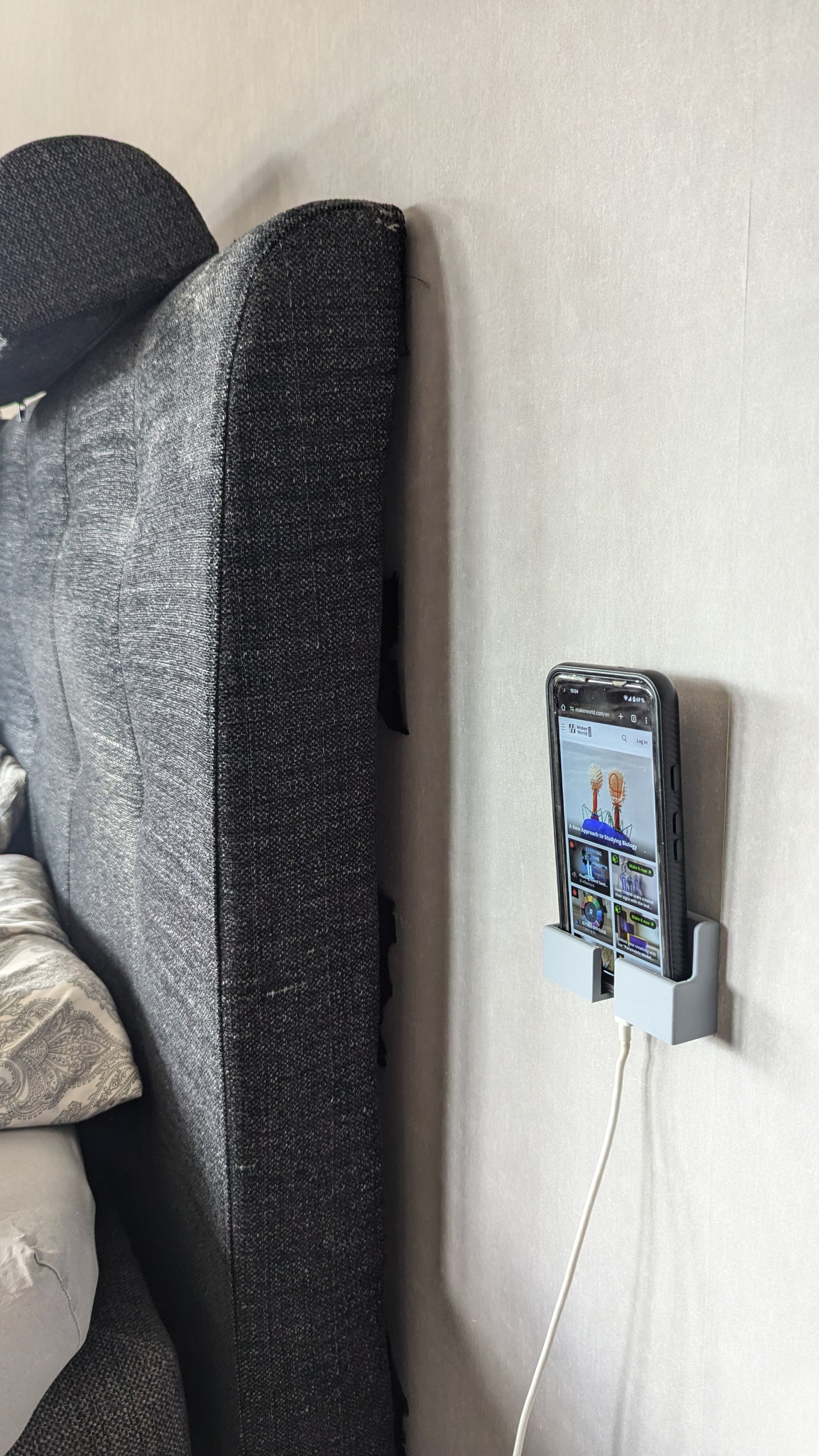 Mobilhållare väggmonterad